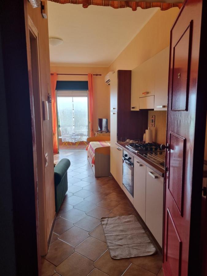 Appartamento Les Roches Noires Giardini Naxos Esterno foto
